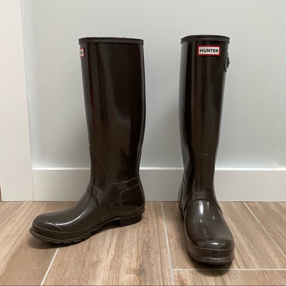 Chocolate brown Hunter boots size 8 - Picture 2 of 3